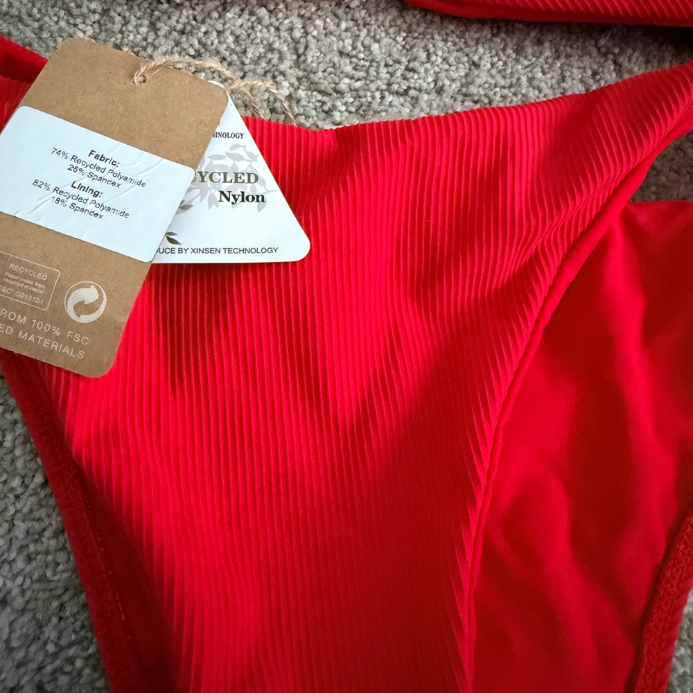 NWT! Berlook Res Twist Bikini Set - Picture 6 of 11